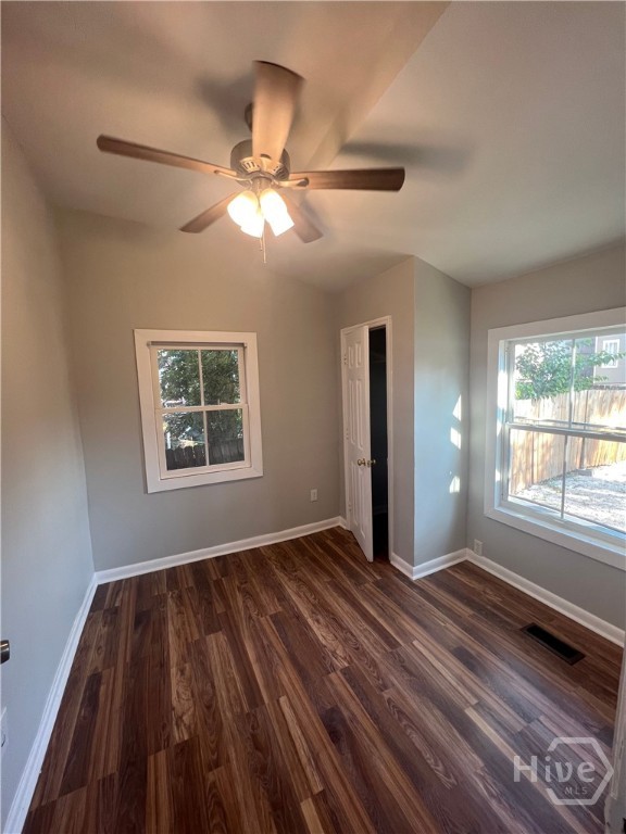 407 E Duffy Street Property Photo 12