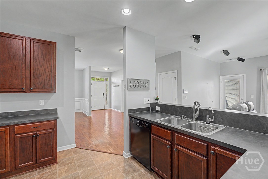 47 Telford Street Property Photo 13
