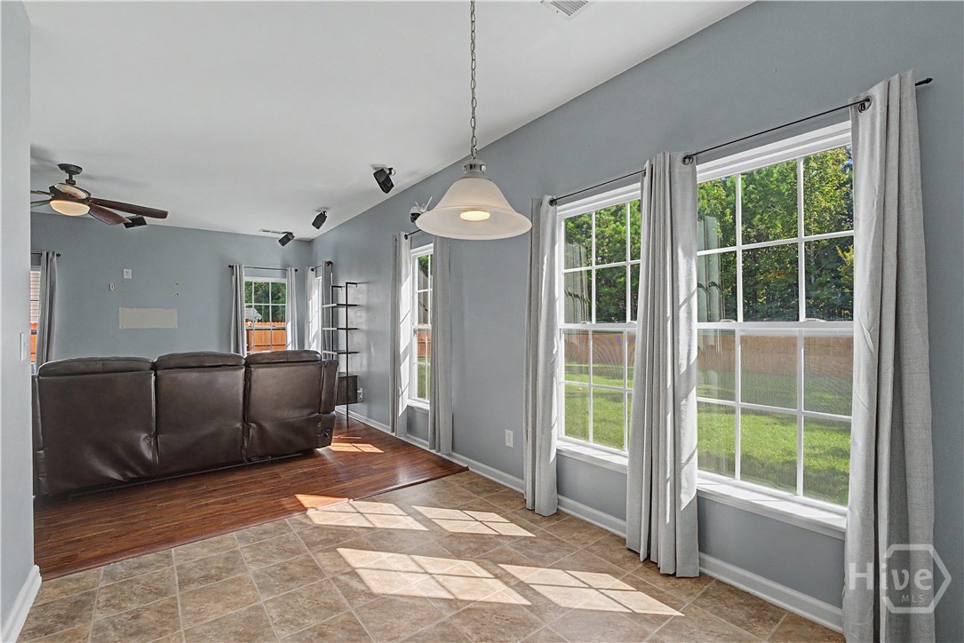 47 Telford Street Property Photo 19