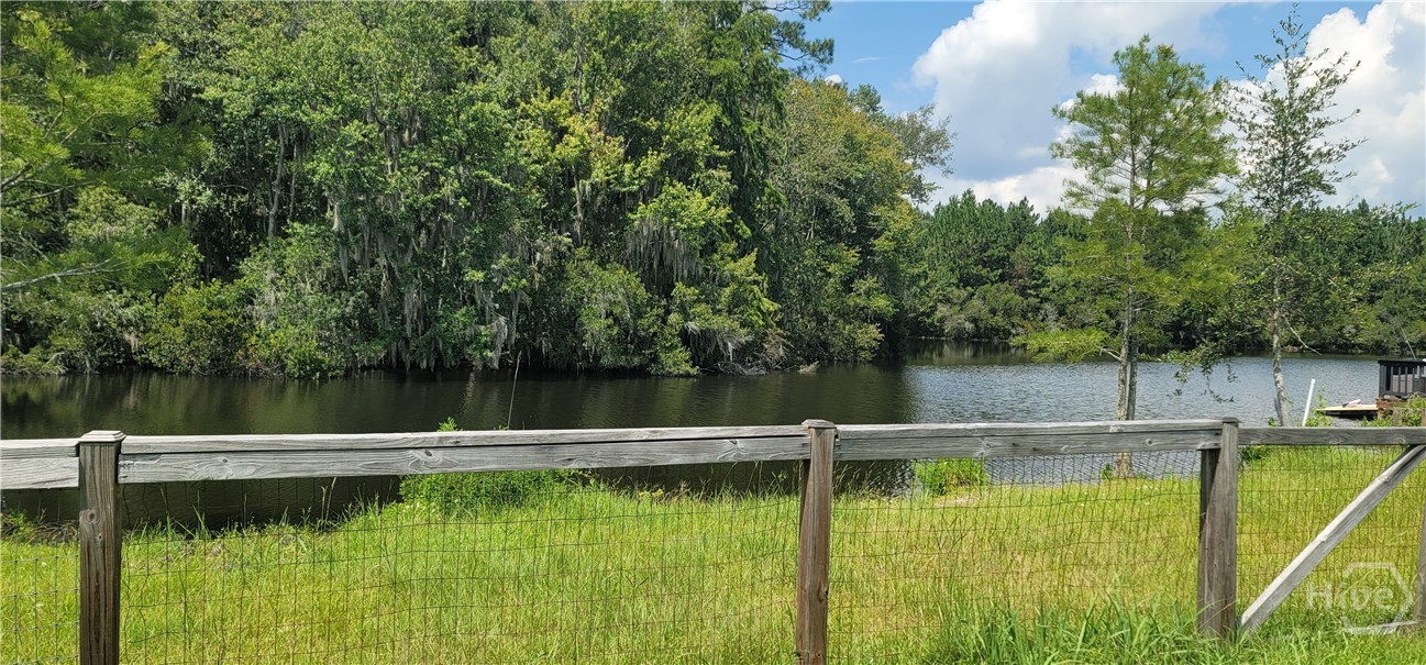 105 Aquaduct Property Photo 2