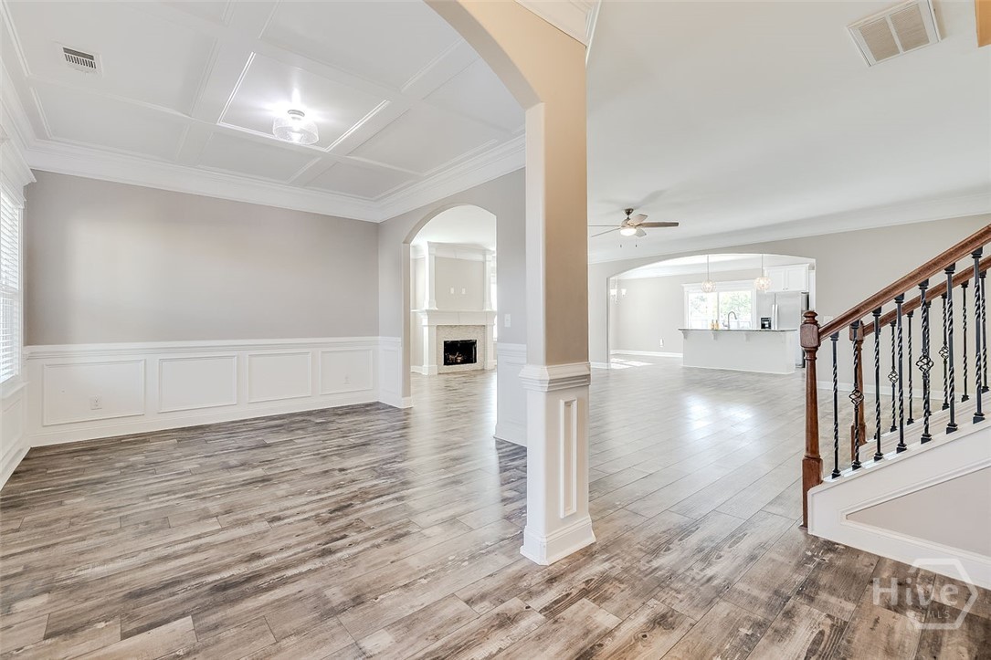 105 Aquaduct Property Photo 6