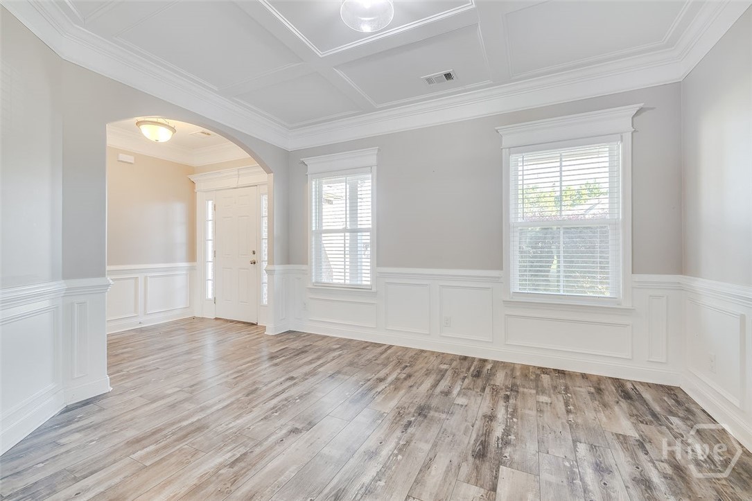 105 Aquaduct Property Photo 8