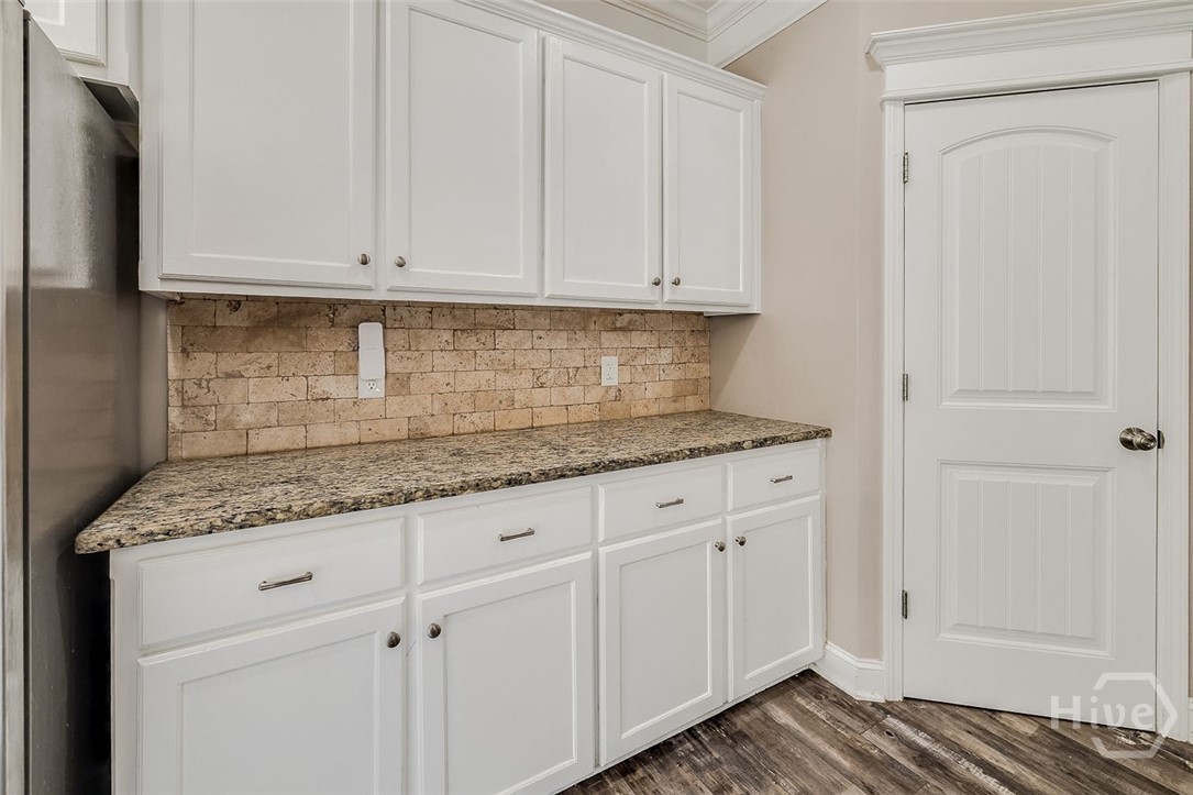 105 Aquaduct Property Photo 20