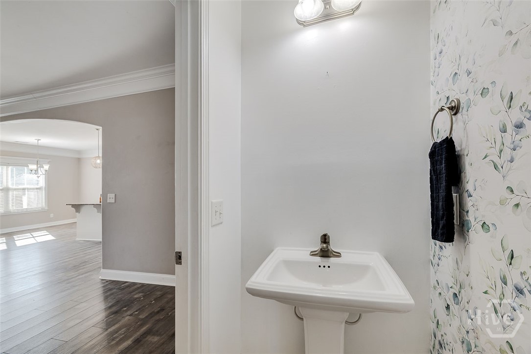 105 Aquaduct Property Photo 27