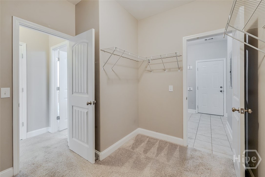 105 Aquaduct Property Photo 33