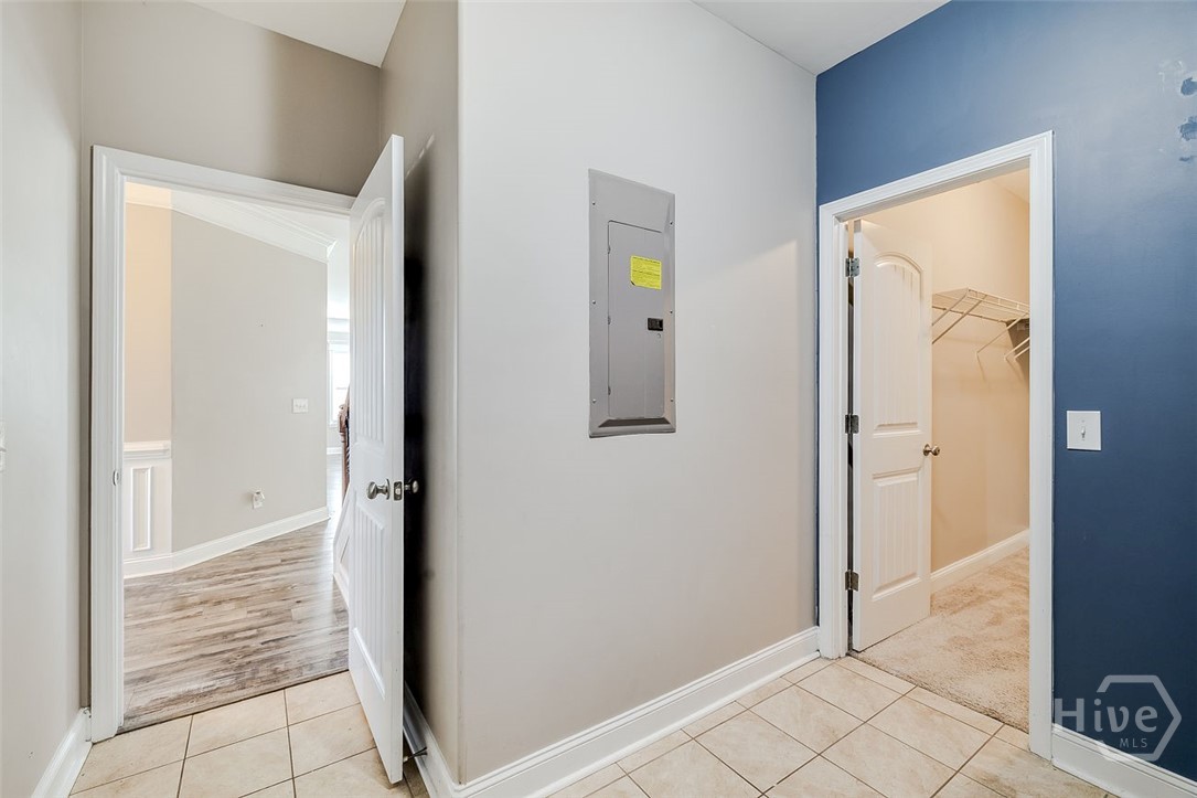 105 Aquaduct Property Photo 35