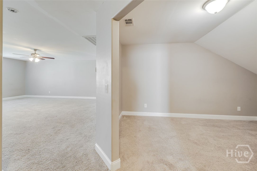 105 Aquaduct Property Photo 39