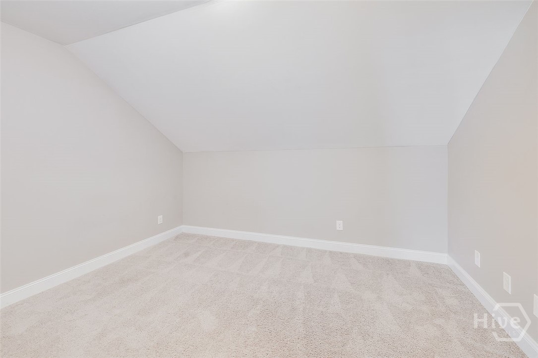 105 Aquaduct Property Photo 40