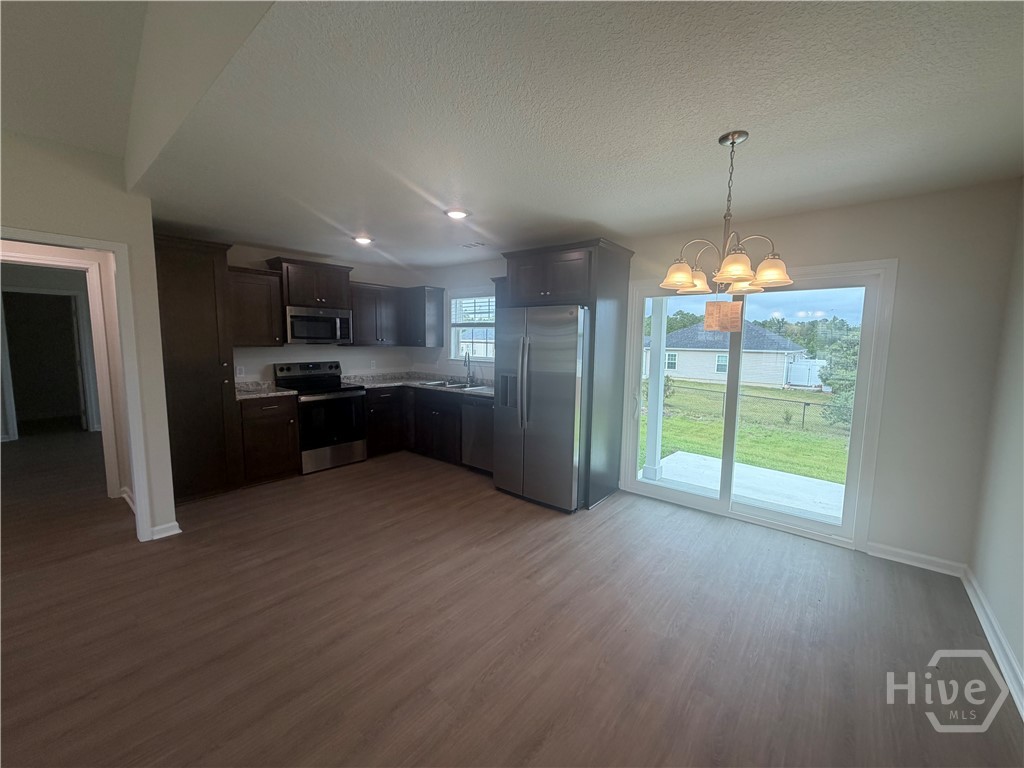 504 Nickies Way Property Photo 3