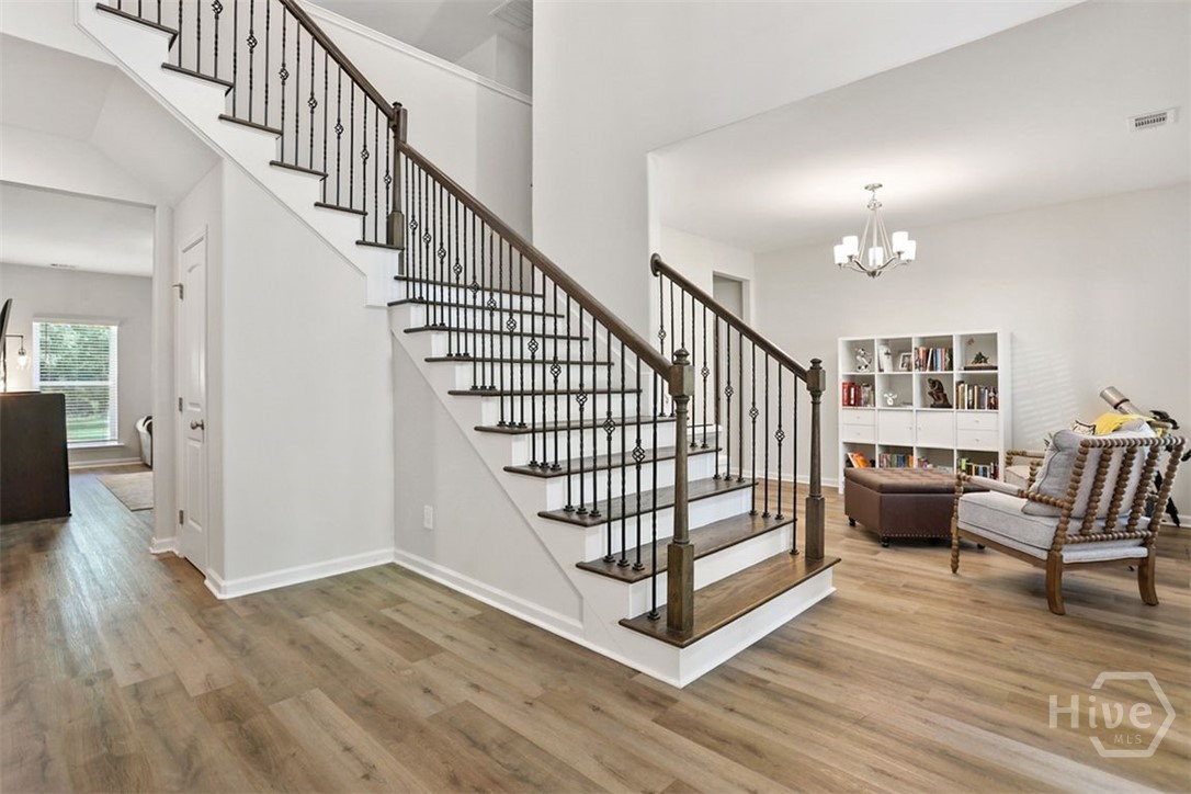 106 Lexus Court Property Photo 10