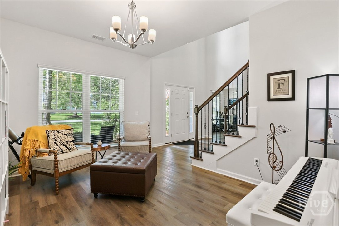 106 Lexus Court Property Photo 16