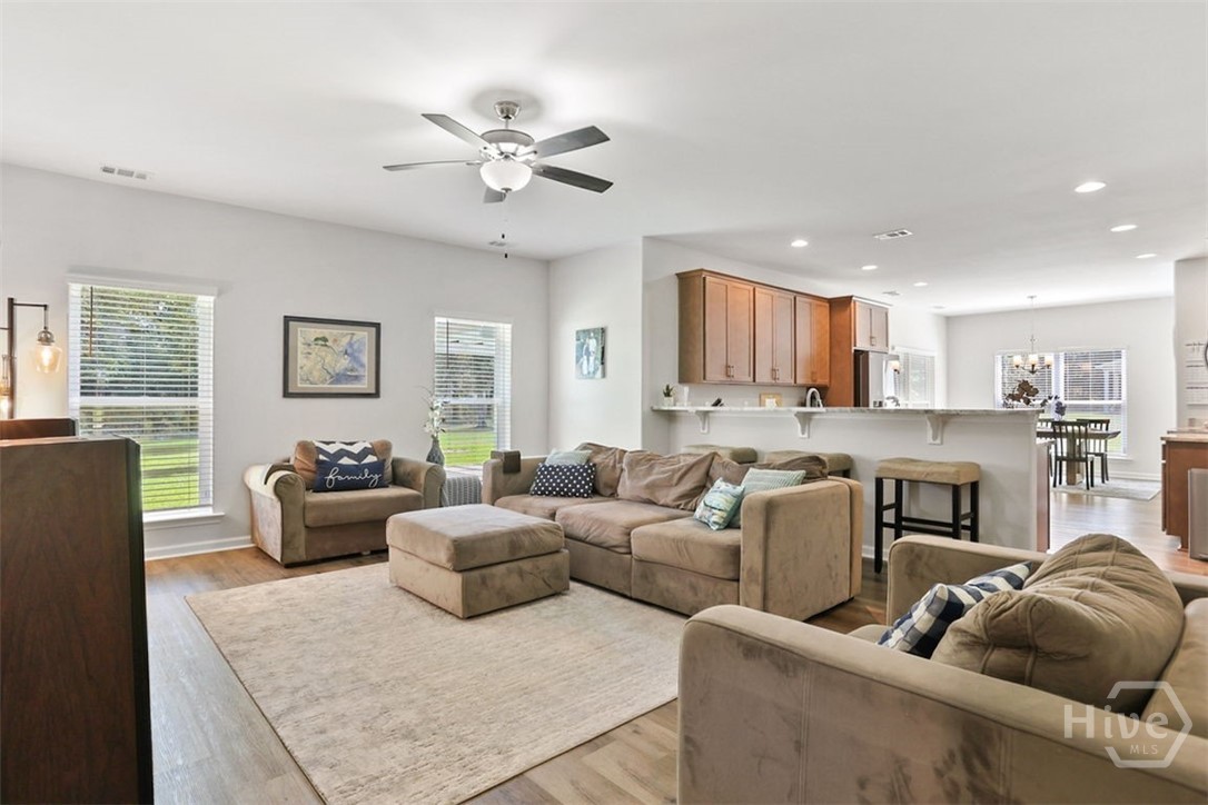 106 Lexus Court Property Photo 17