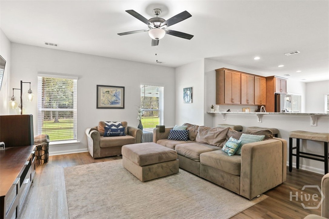 106 Lexus Court Property Photo 18