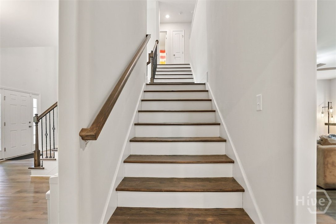 106 Lexus Court Property Photo 33