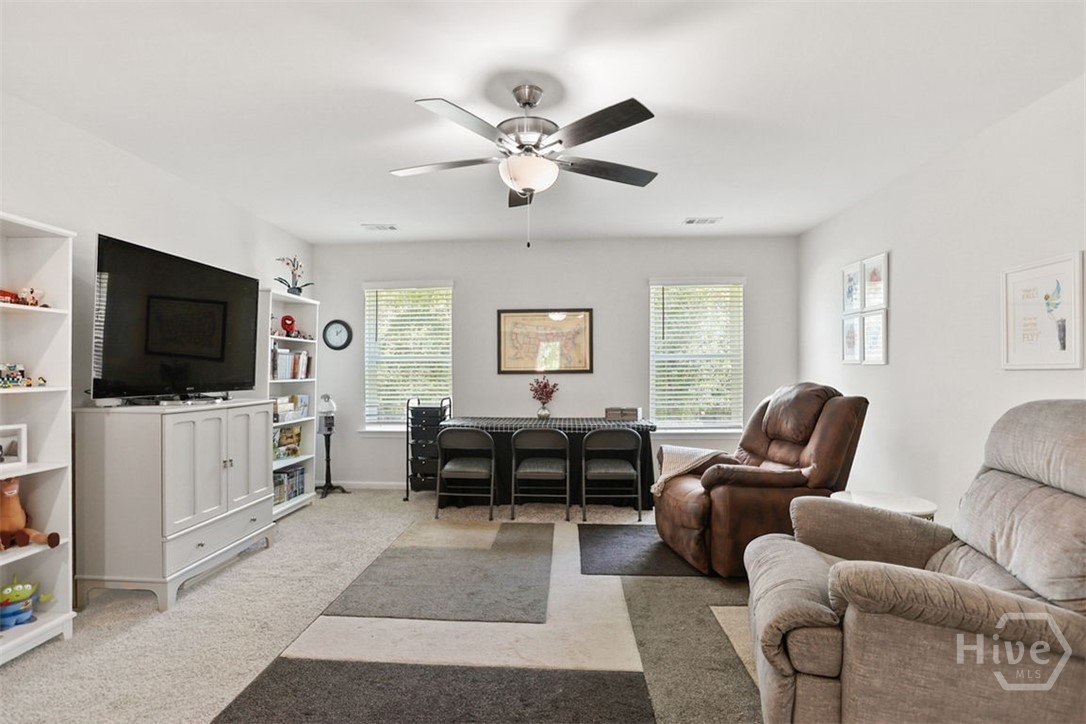 106 Lexus Court Property Photo 35