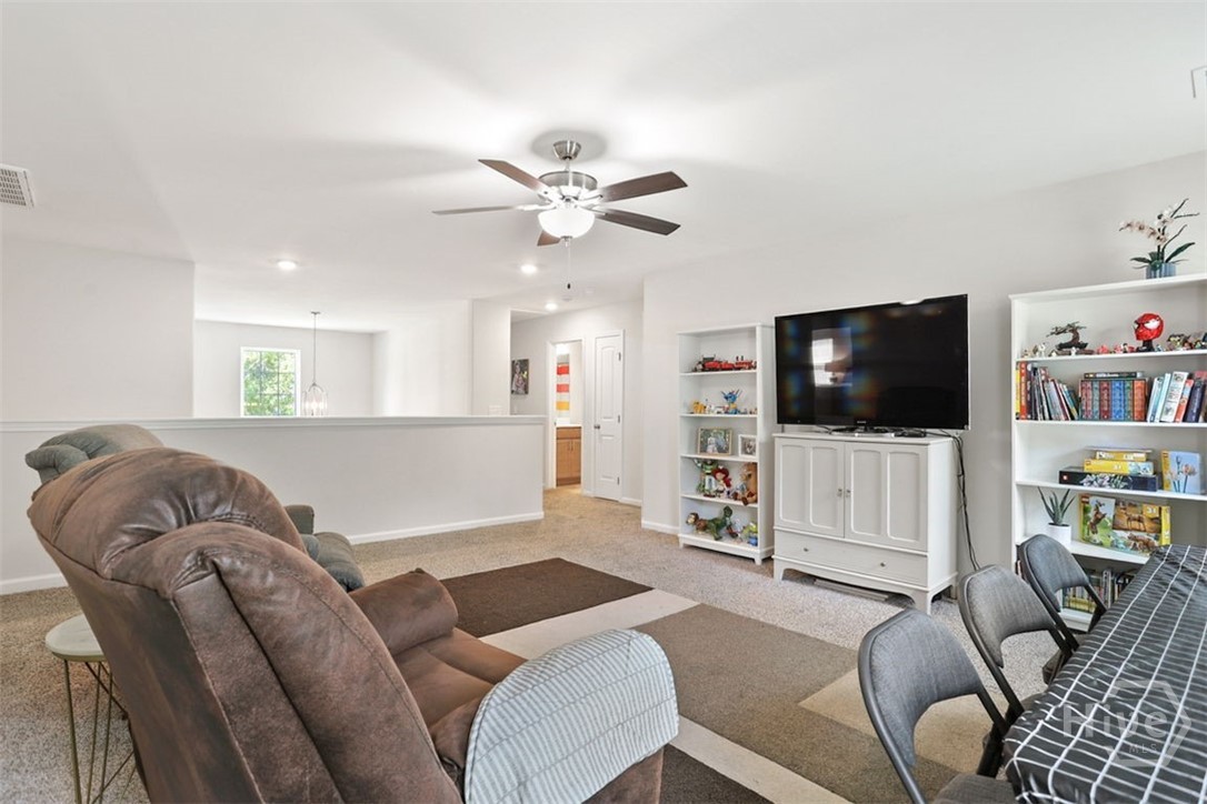 106 Lexus Court Property Photo 37