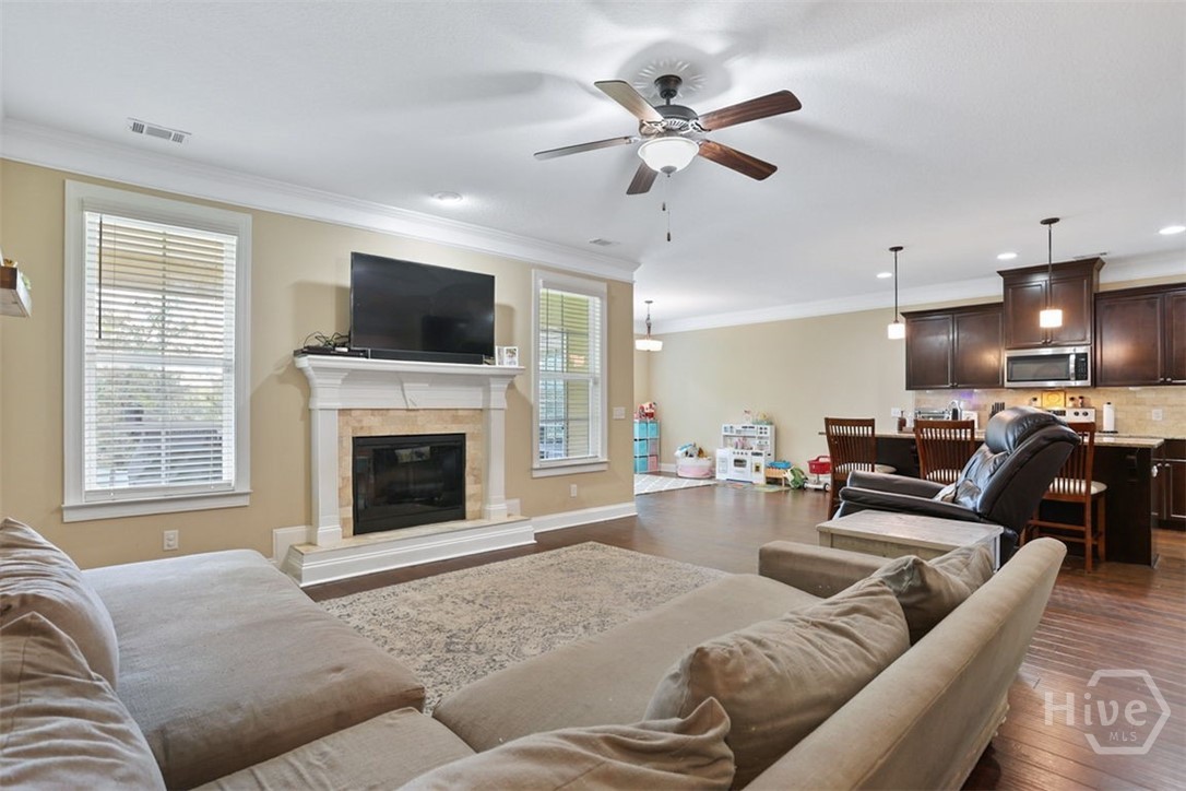 128 Vintage Drive Property Photo 11