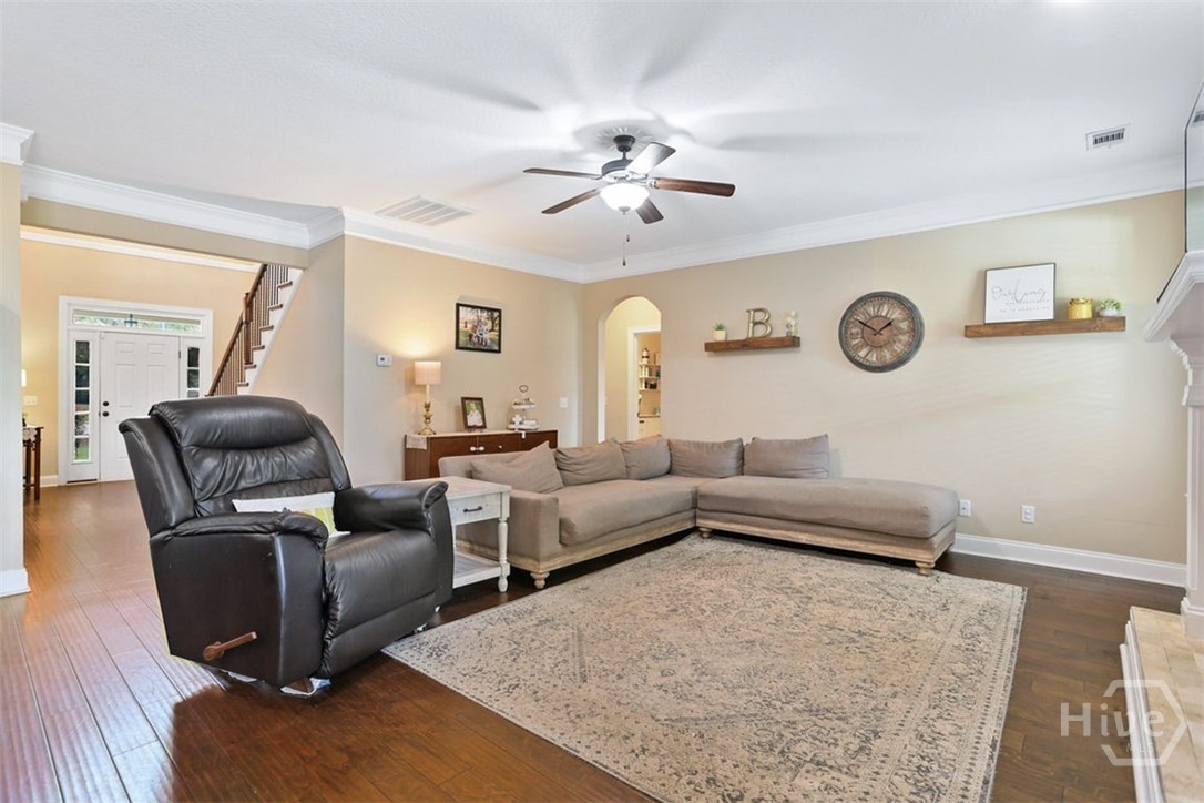 128 Vintage Drive Property Photo 12