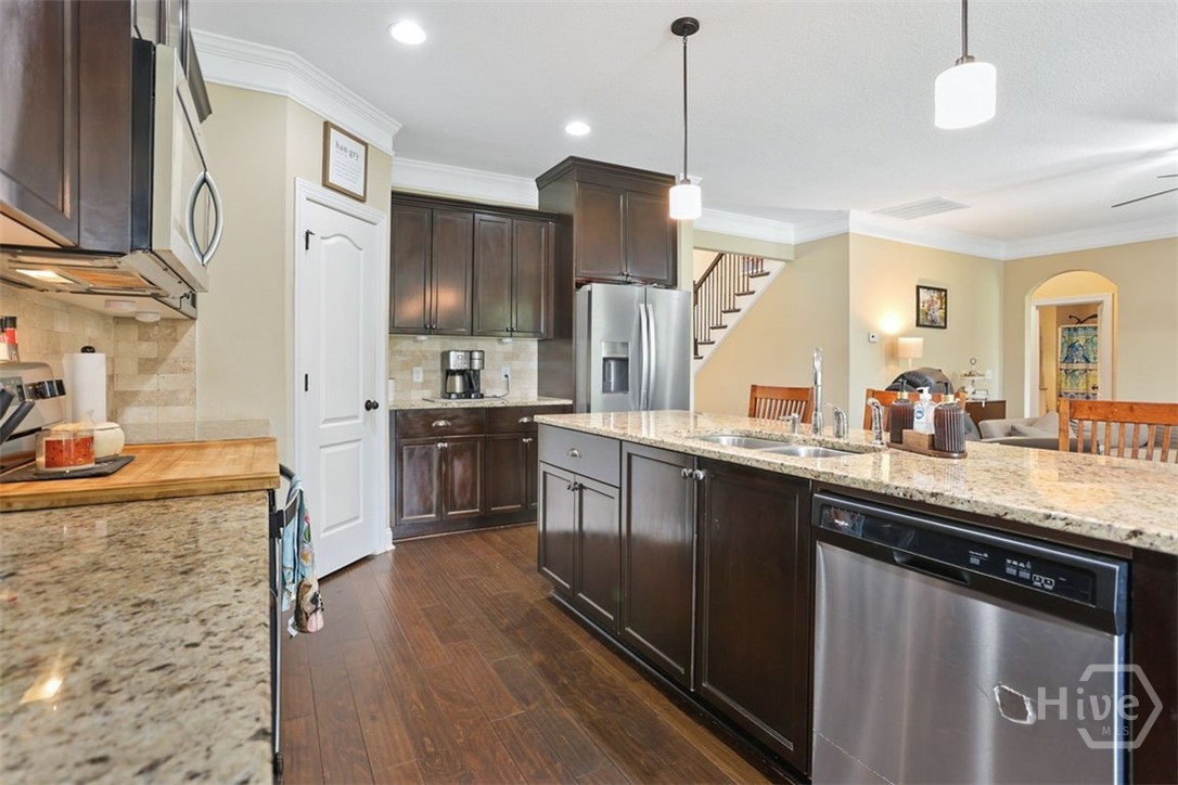 128 Vintage Drive Property Photo 17