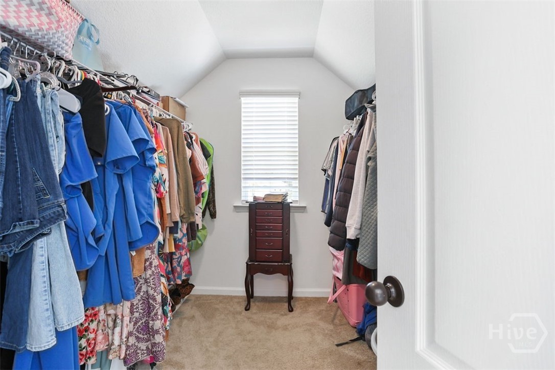 128 Vintage Drive Property Photo 44
