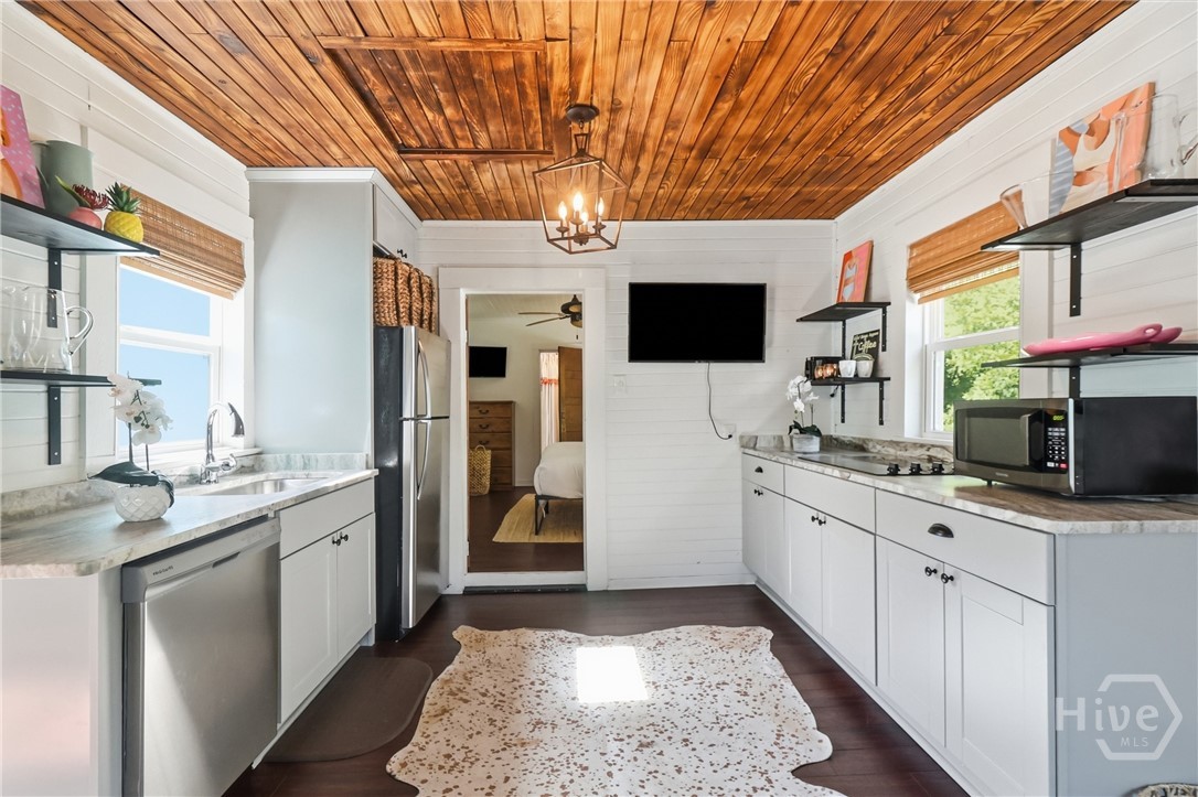 1205 Lovell Avenue Property Photo 41