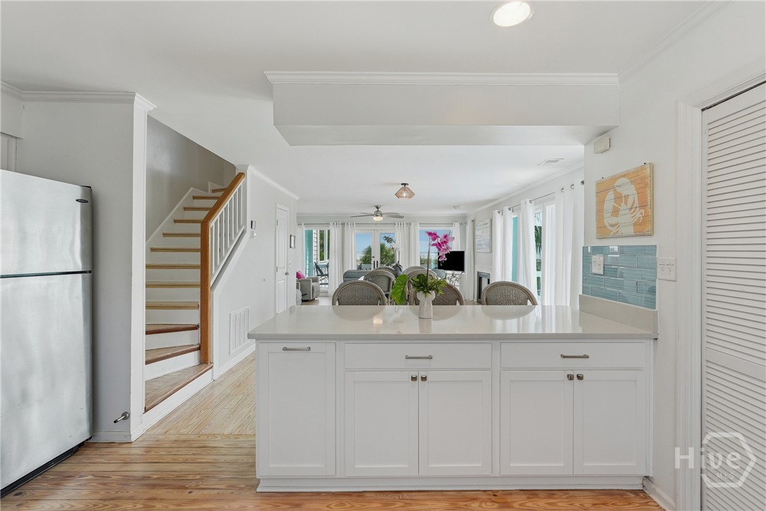 8 19th Street Property Photo 22