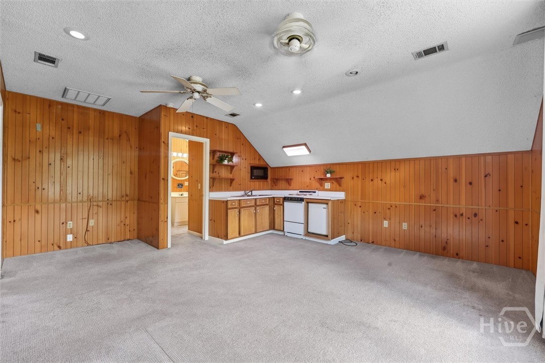 742 Sterling Road Property Photo 29