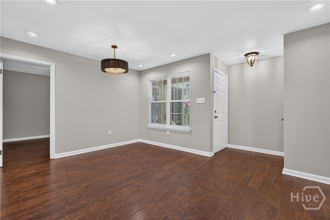401 N Cromwell Road 5g Property Photo 8