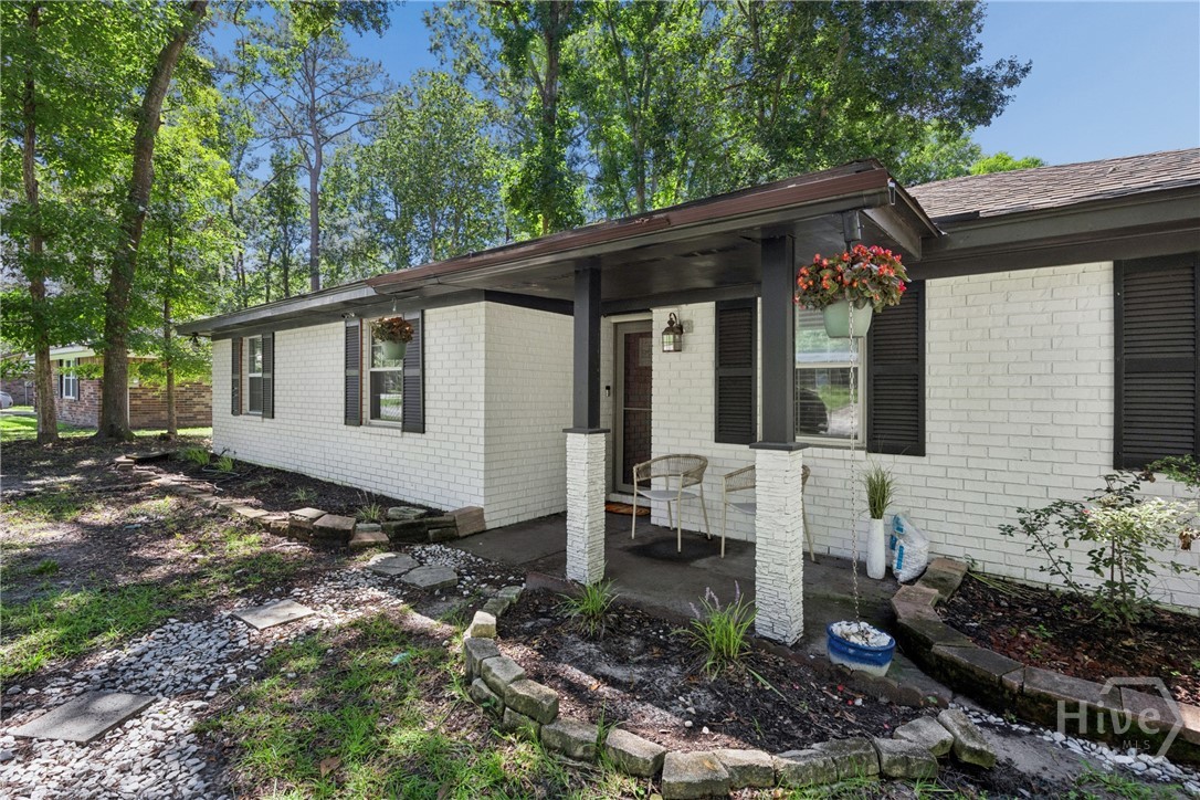 352 Sandpiper Road Property Photo 2