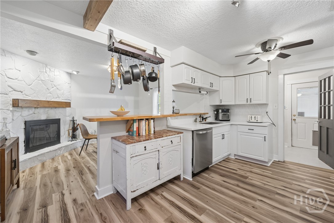 352 Sandpiper Road Property Photo 4