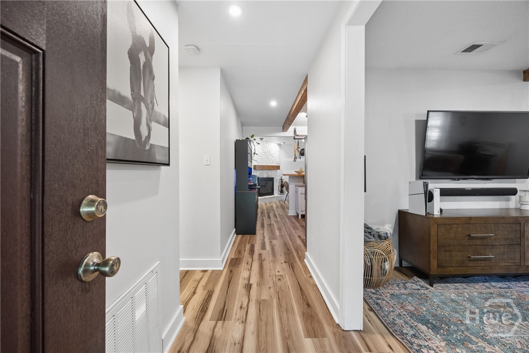 352 Sandpiper Road Property Photo 8