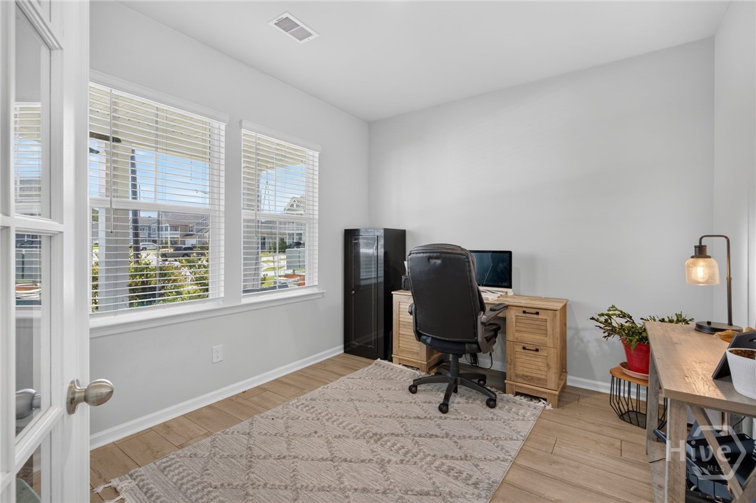 219 Lillian Street Property Photo 7