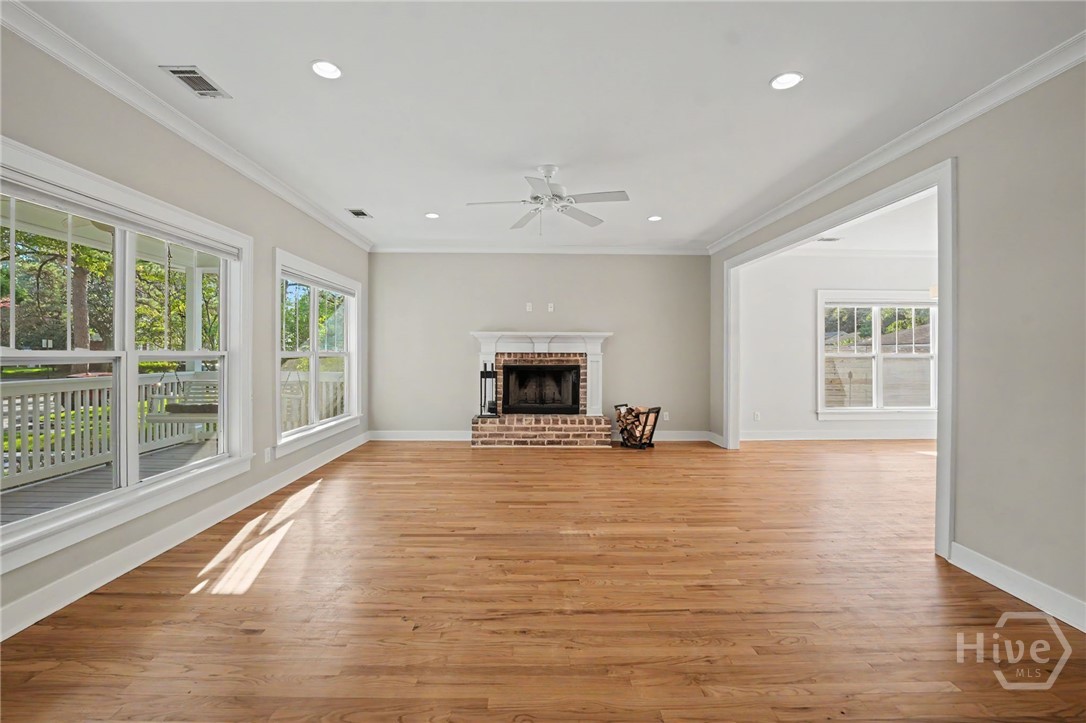 415 E 58th Street Property Photo 10