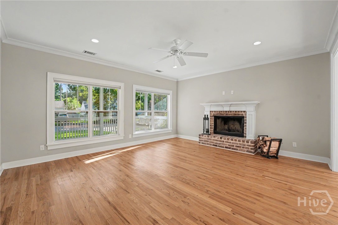 415 E 58th Street Property Photo 11
