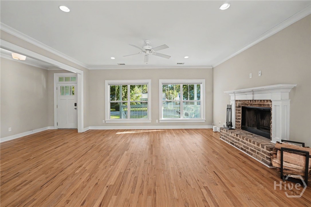 415 E 58th Street Property Photo 12