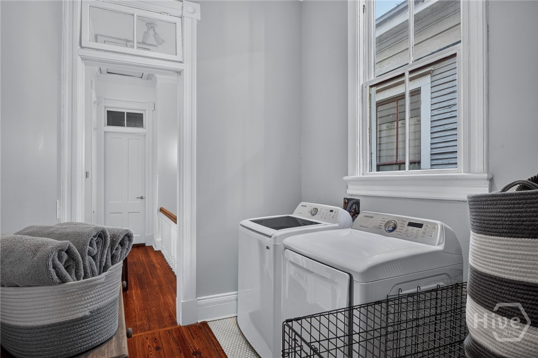 2214 Barnard Street Property Photo 45
