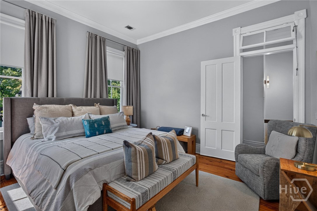 2214 Barnard Street Property Photo 49