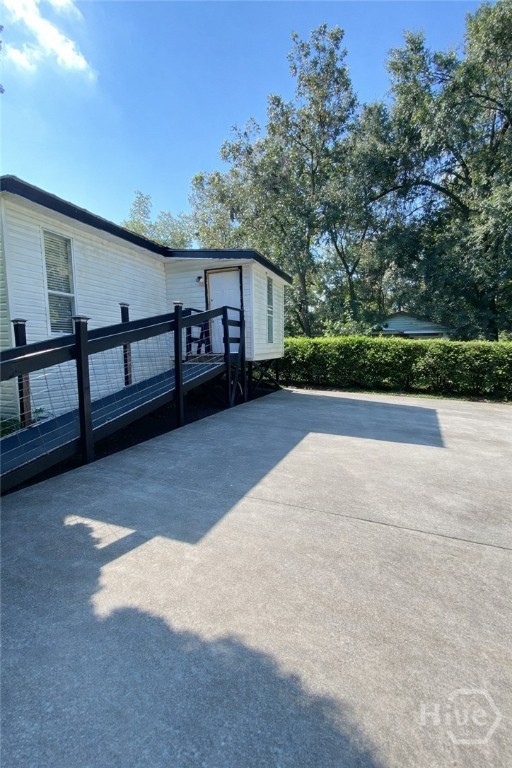 1611 E Henry Street B Property Photo 1