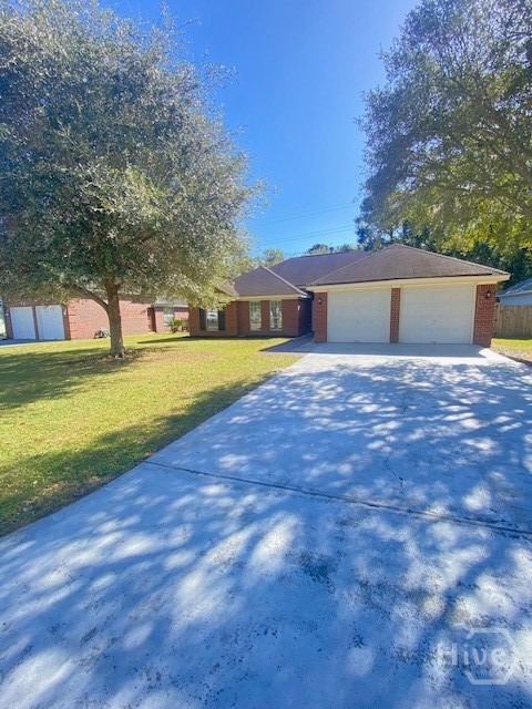 111 Laurens Lane Property Photo 1