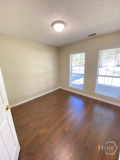 111 Laurens Lane Property Photo 15