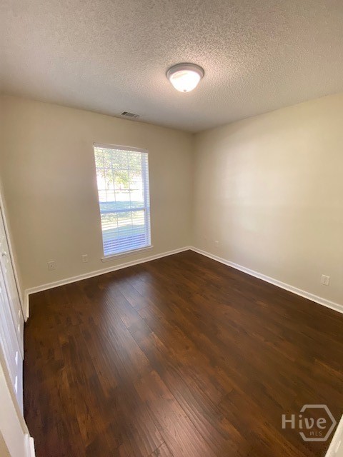 111 Laurens Lane Property Photo 16