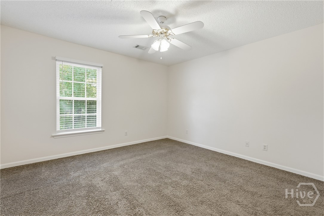 6 Putters Place Property Photo 22