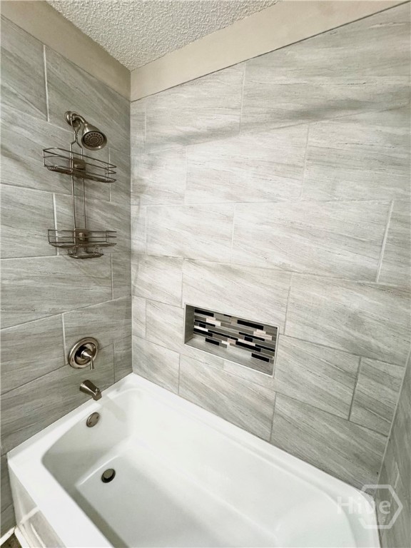 271 Thomas Circle Property Photo 6