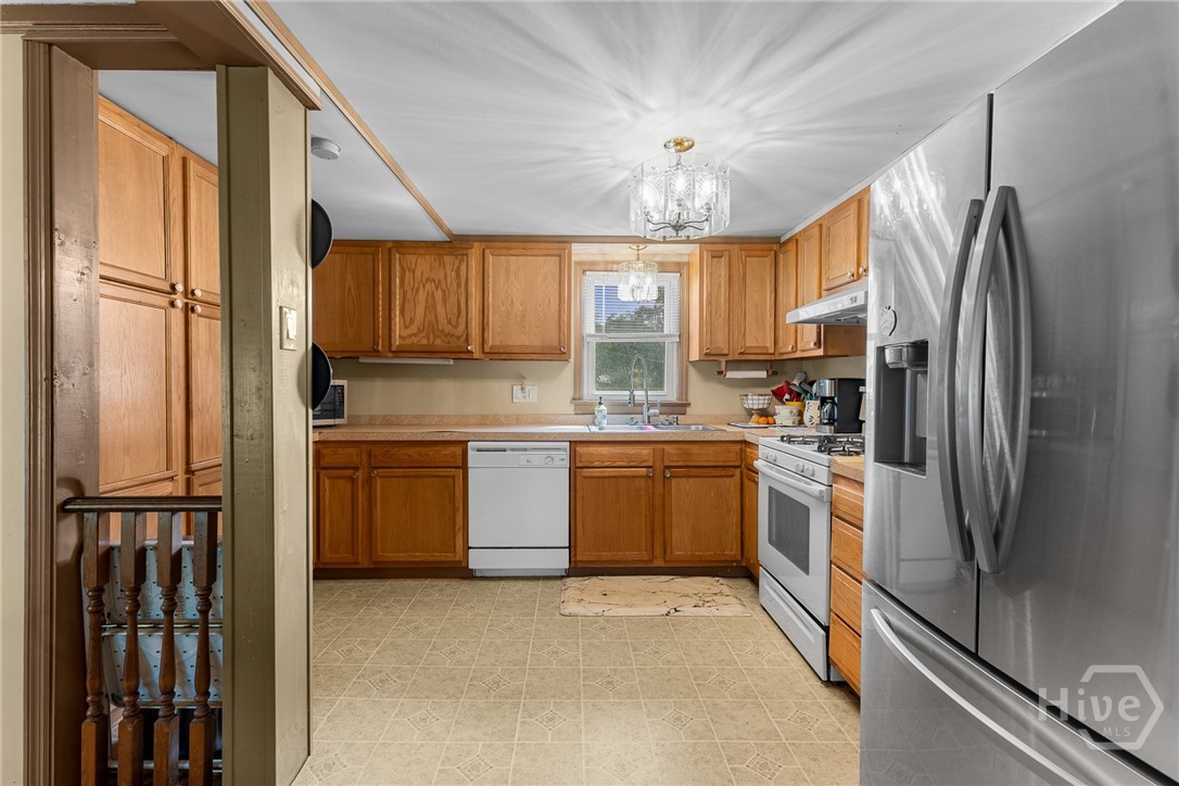 302 Chevis Road Property Photo 13