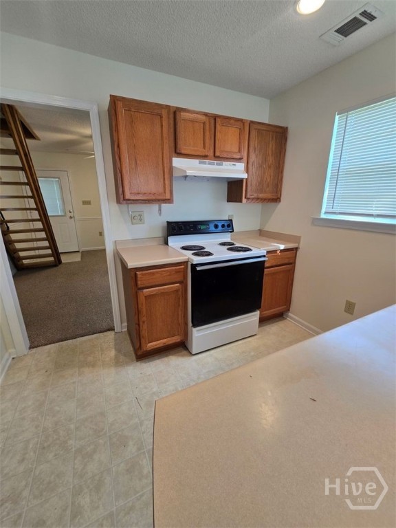 9830 Whitfield Property Photo 3