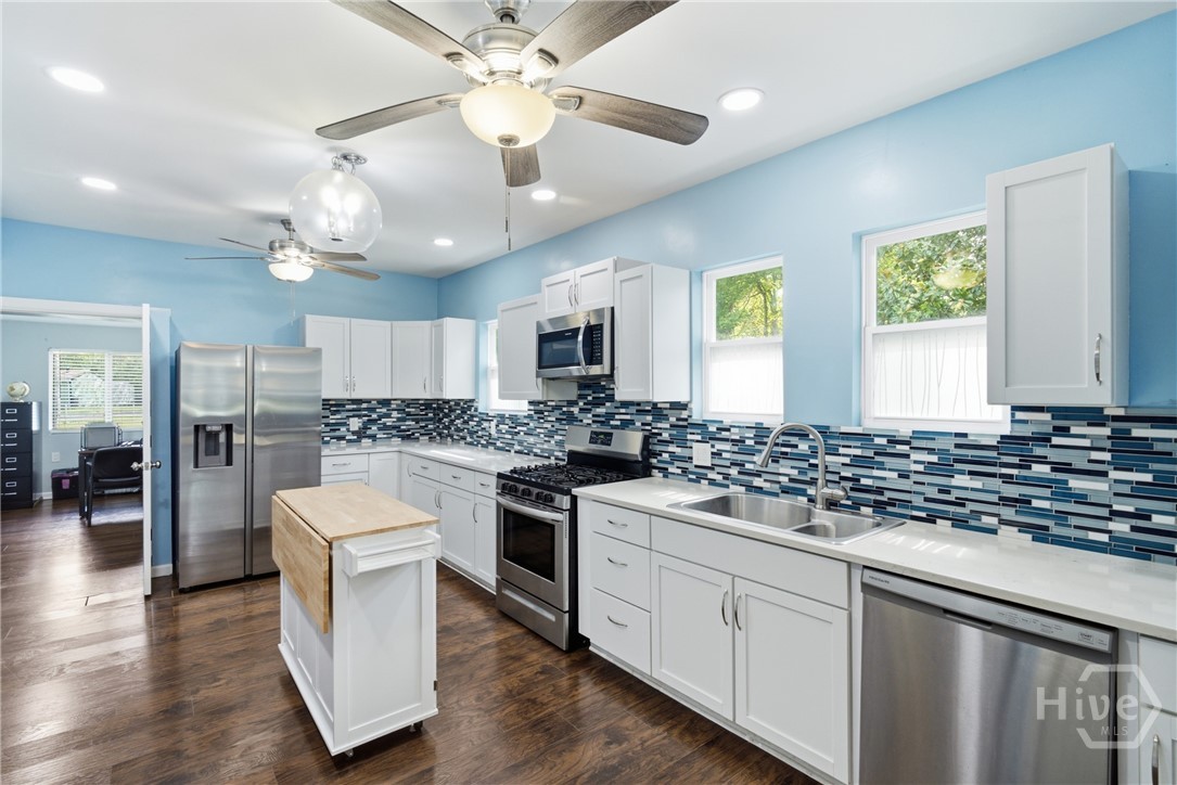 64 Nelson Avenue Property Photo 3