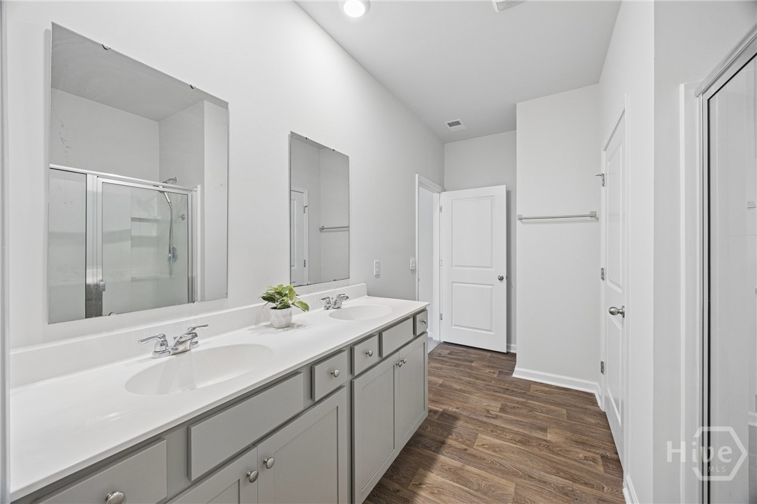 125 Wedge Circle Property Photo 22