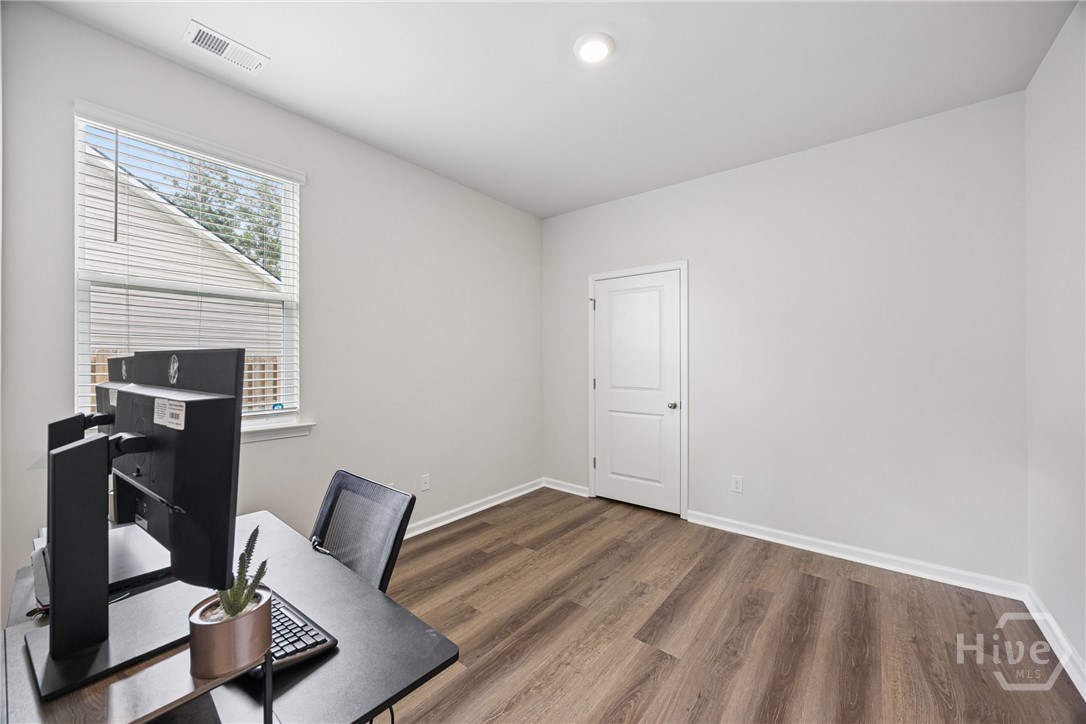 125 Wedge Circle Property Photo 28