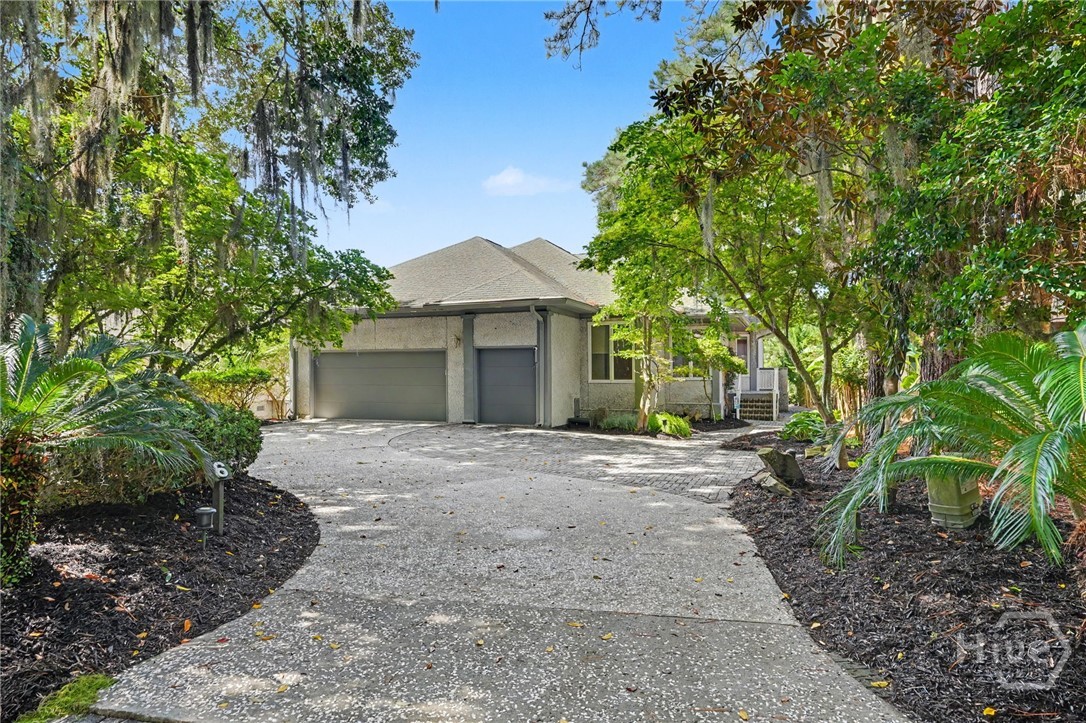 6 Bowline Court Property Photo 2