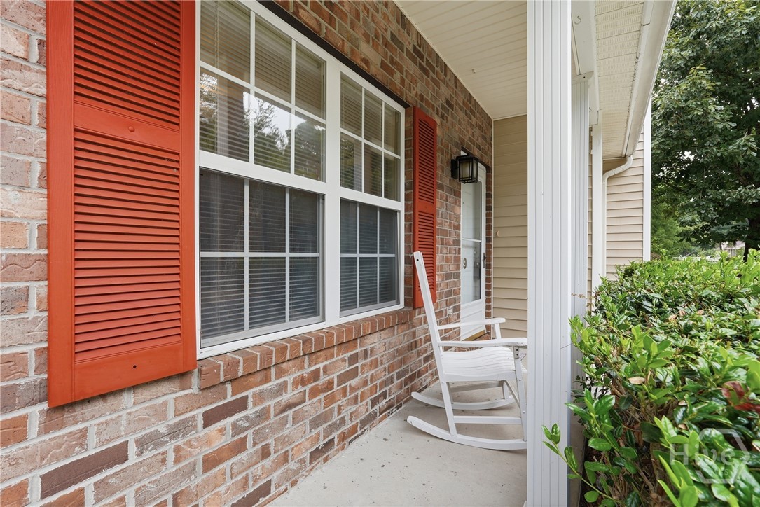 19 Chaintree Drive Furnished Property Photo 2
